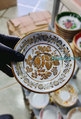 نعلبکی چینی طرح گل طلایی کارگاهی 6 عددی معمولی