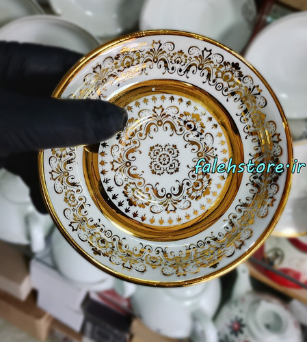 نعلبکی چینی مدل منگورن طلایی کارگاهی 6 عددی معمولی