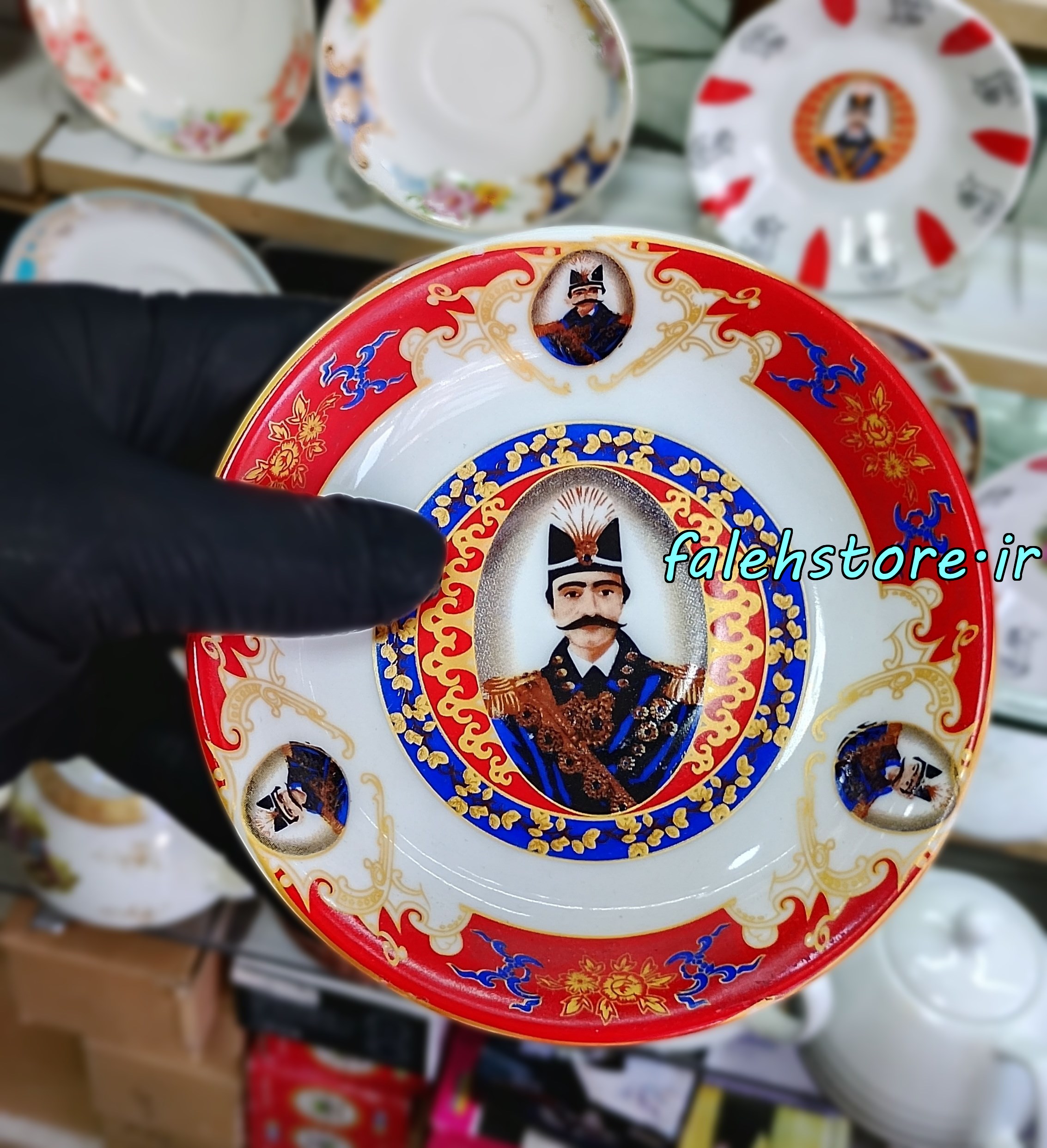 نعلبکی چینی طرح قدیمی مدل شاه عباسی قرمز کارگاهی 6 عددی معمولی