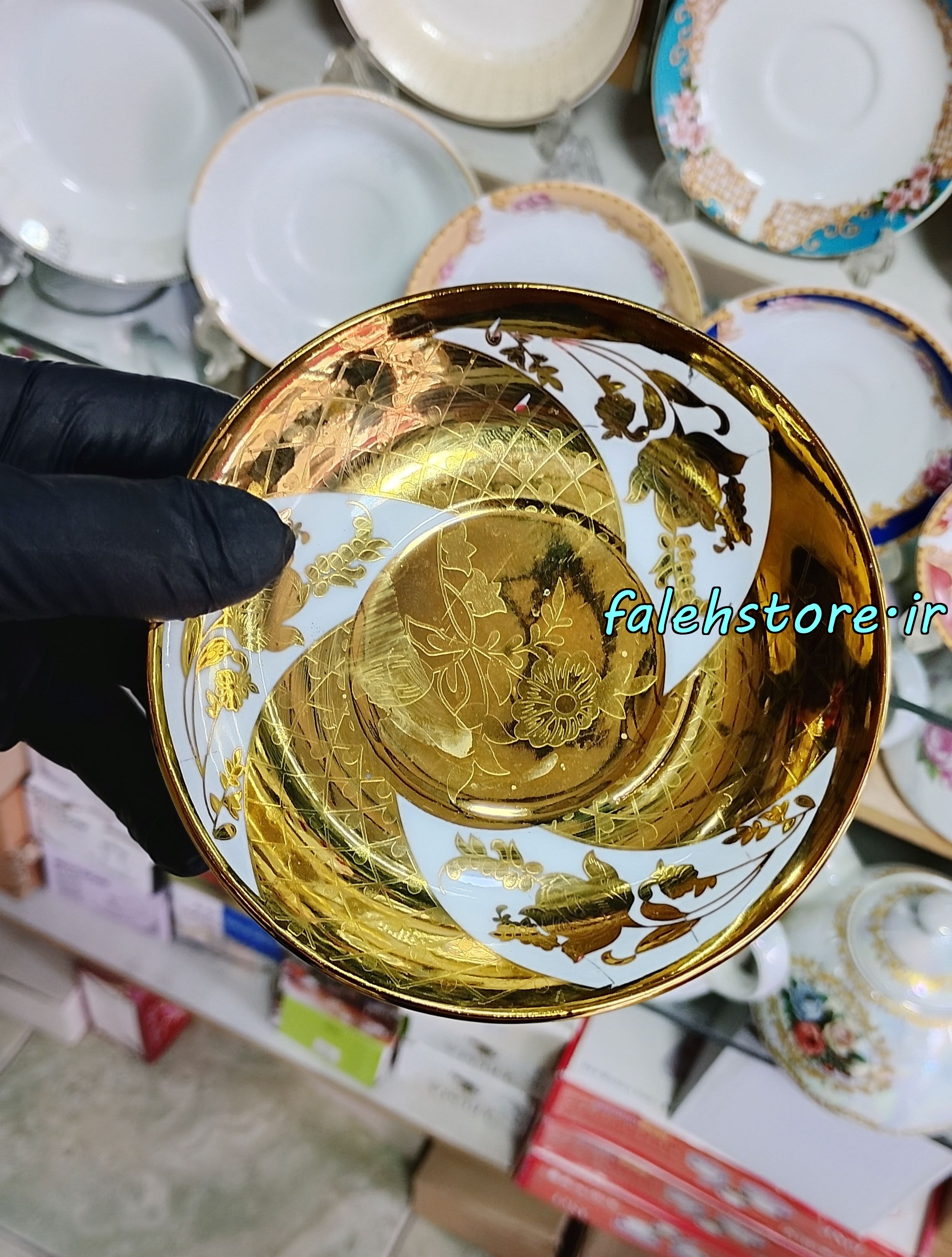 نعلبکی چینی مدل لوتوس طلایی کارگاهی 6 عددی معمولی