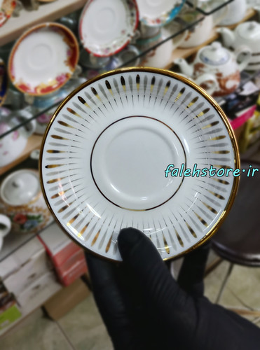 نعلبکی چینی مدل سان طلایی کارگاهی 6 عددی معمولی