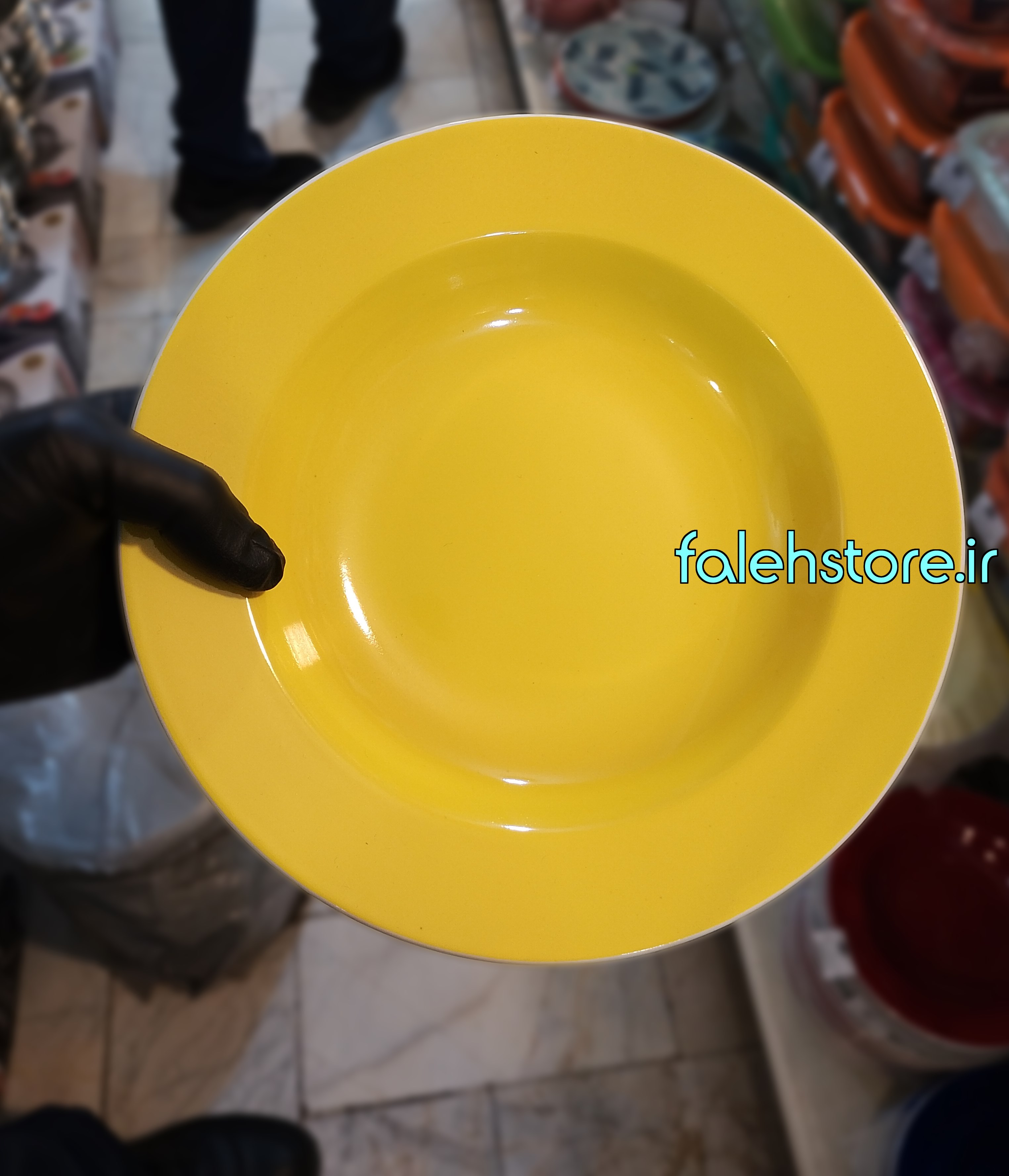 بشقاب چینی گرد خورش خوری زرد ایرانی لاویلوکس 23 سانتی پشت سفید 1 عددی