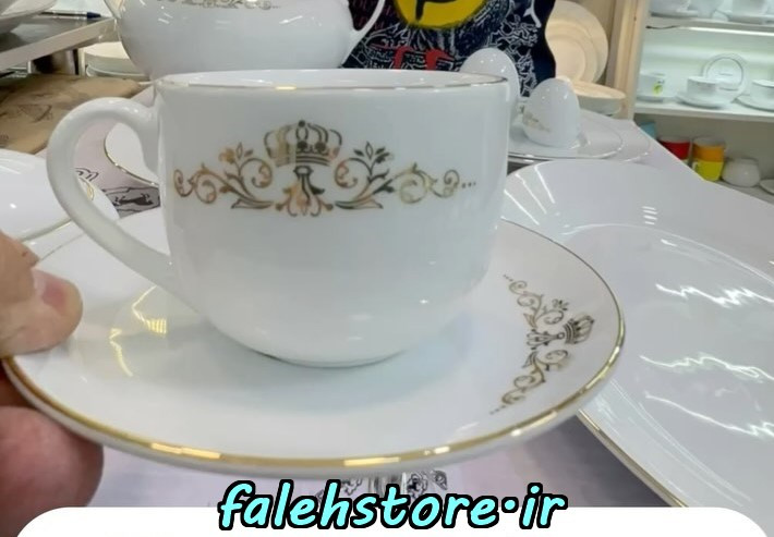 فنجان چای خوری چینی زرین طرح کوئین طلایی 6 عددی