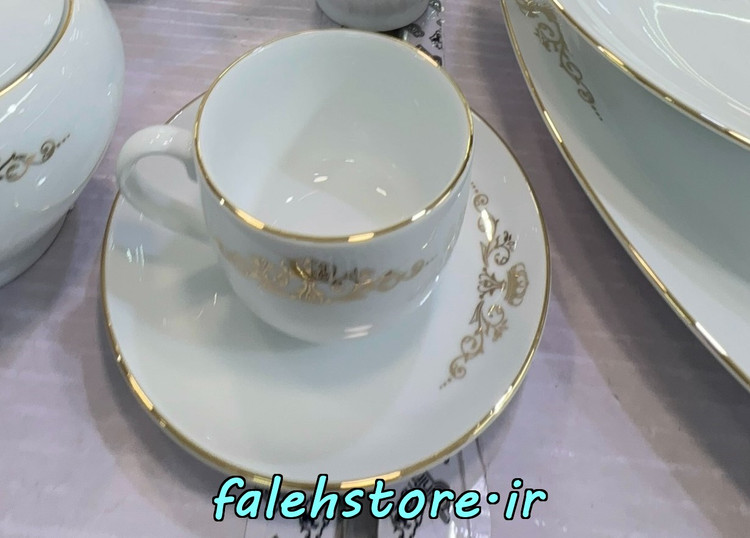 فنجان چای خوری چینی زرین طرح کوئین طلایی 6 عددی